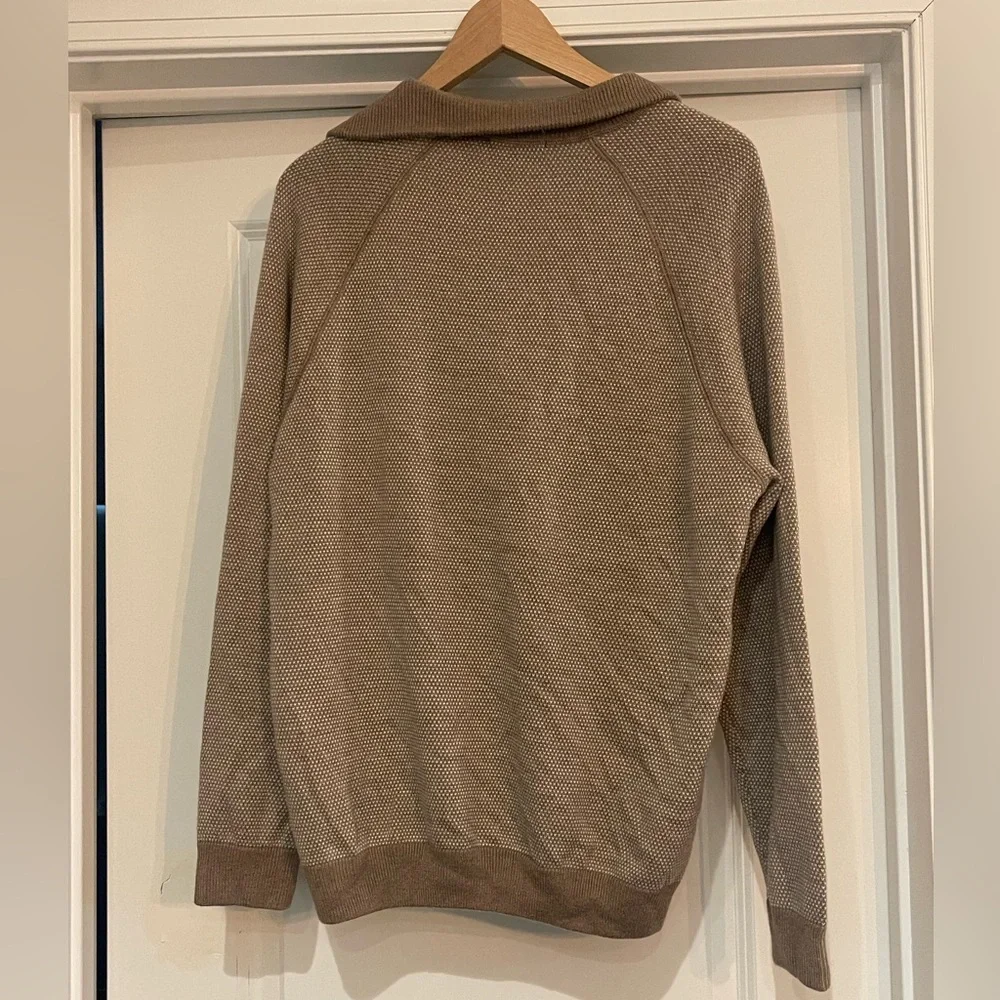 Tahari Men's 1/4 Zip Up Sweater in Light Brown wool Blend - Picture 2 of 5